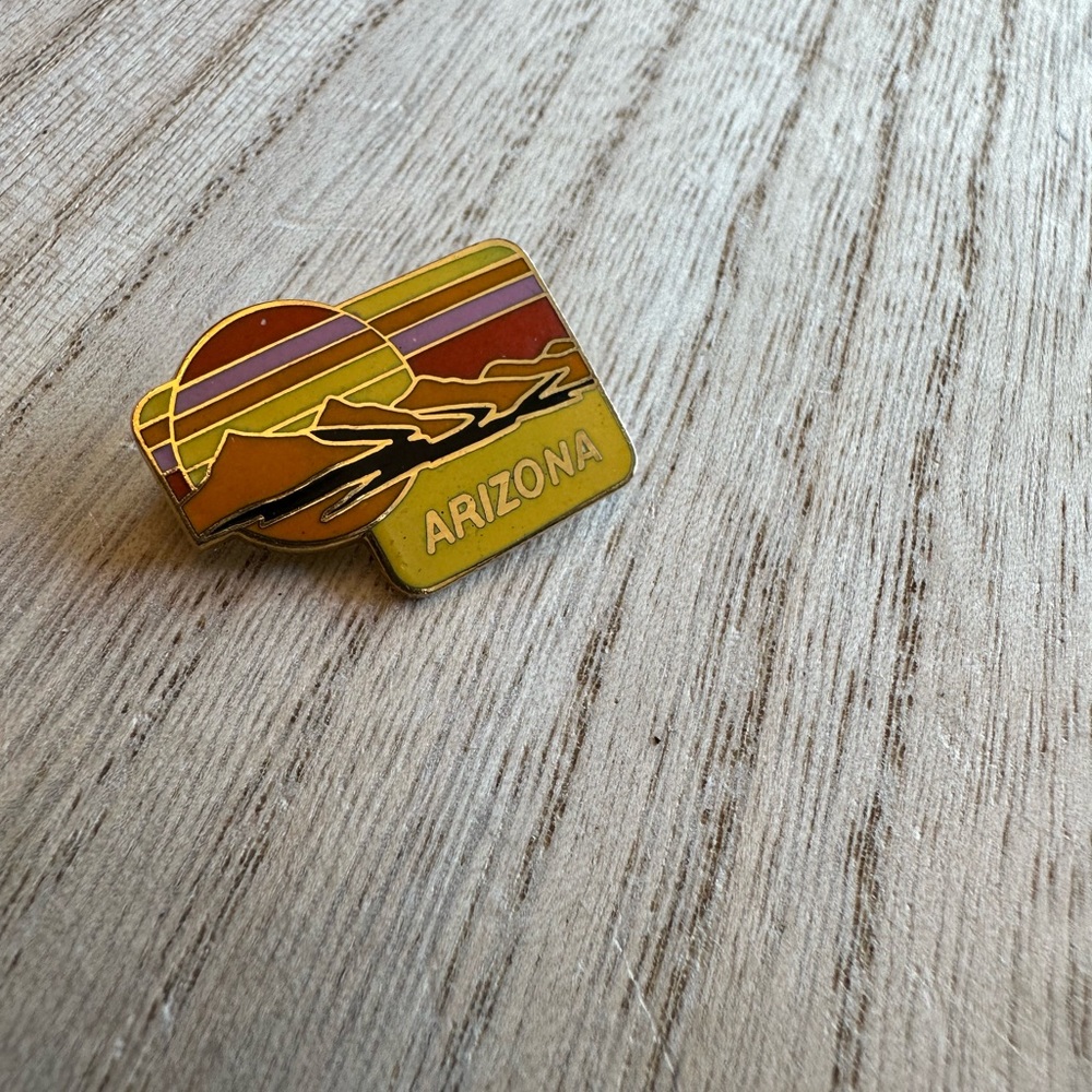 Vintage Arizona Enamel Pin